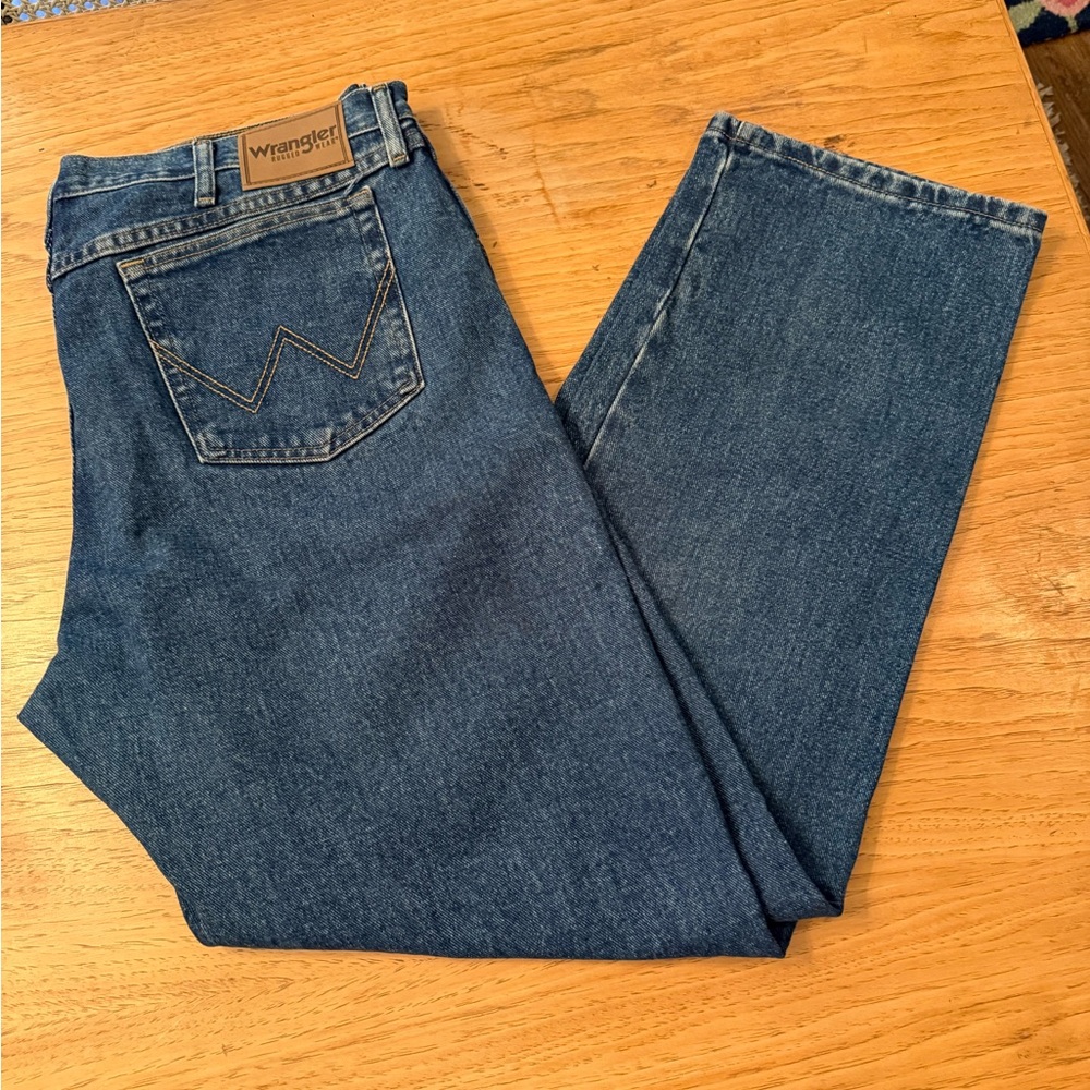 Wrangler Men's Classic Indigo Straight Jeans